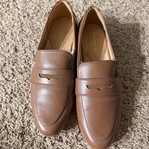 AEROSOLES Men's Tan Loafers